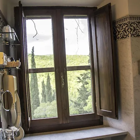Otel Tenuta Di Ricavo 4*