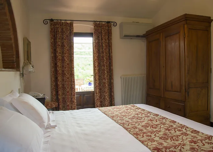 Tenuta Di Ricavo Hotel 4*