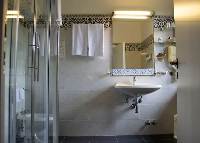 Hotel Tenuta Di Ricavo 4*