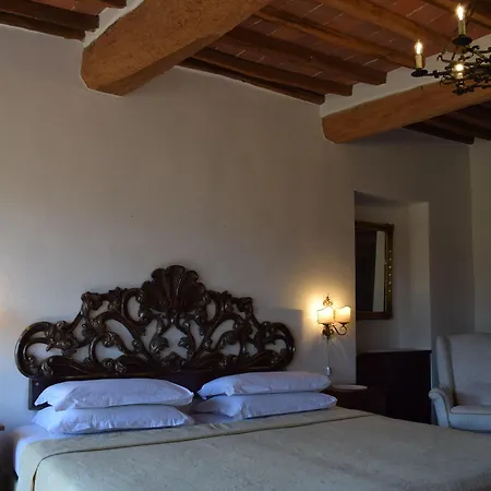 호텔 Tenuta Di Ricavo 4*